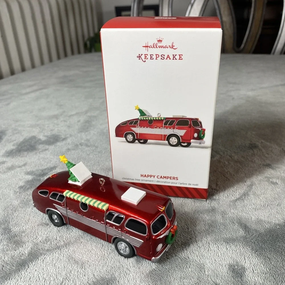 Hallmark 2014 Happy Campers RV Keepsake Christmas Ornament Retro Motor Home